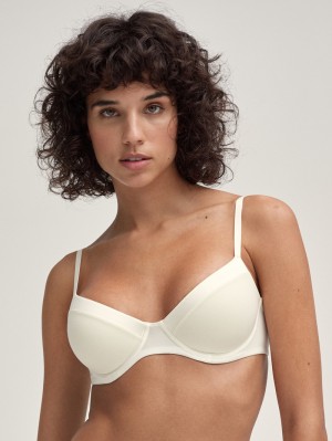 Alabaster Crème Calida Cate T-shirt Bra Women Underwear | EXHZD-0349